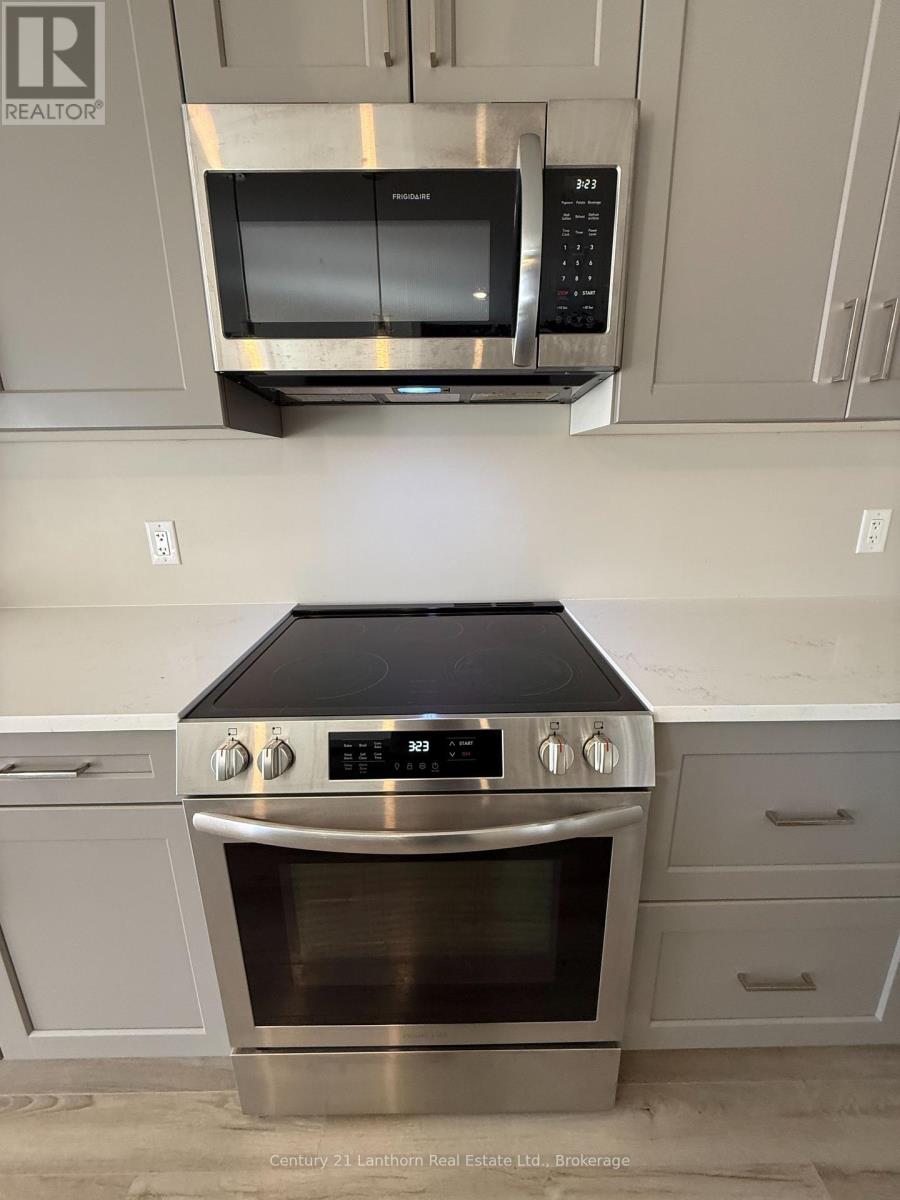 8 Allen Street, Prince Edward County, Ontario  K0K 2T0 - Photo 8 - X13870178