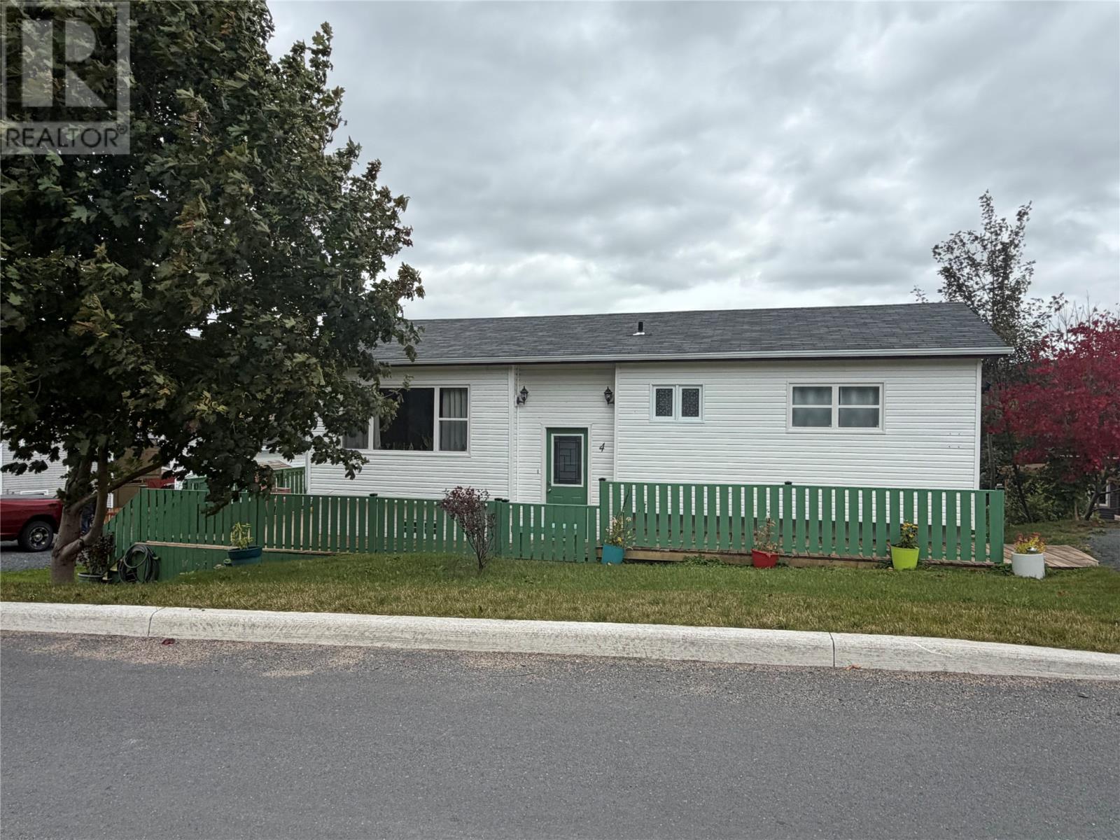 4 Rectory Avenue, Spaniard's Bay