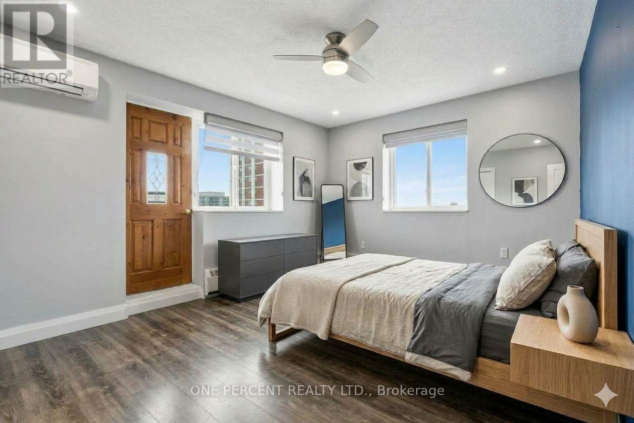 1005 - 15 Elizabeth Street N, Mississauga, Ontario L5G 2Z3 - Photo 21 - W13750508