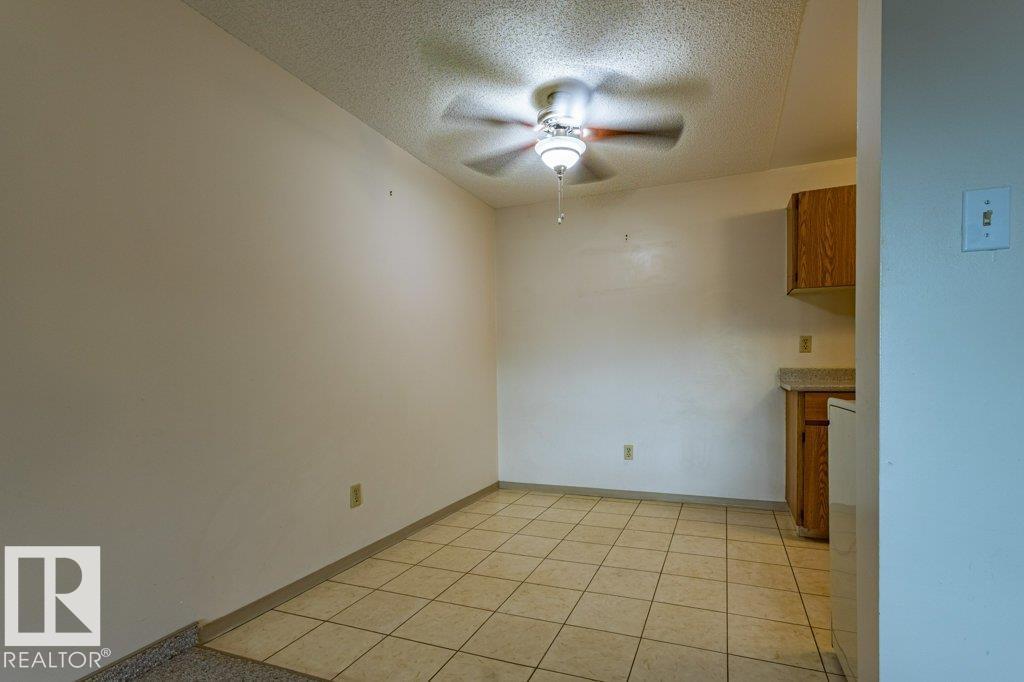 #212 5316 118 AV NW NW