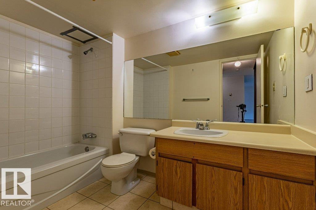#212 5316 118 AV NW NW
