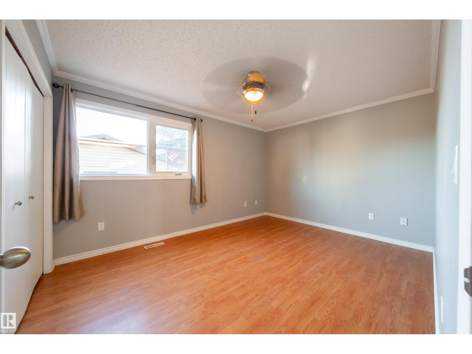 3908 41 AV NW