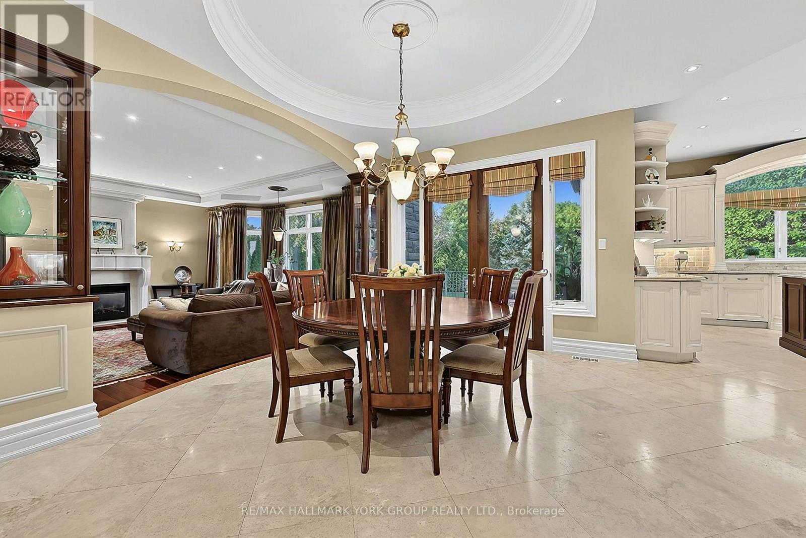 106 Abbruzze Court, Vaughan, Ontario  L3L 0A9 - Photo 17 - N13870112