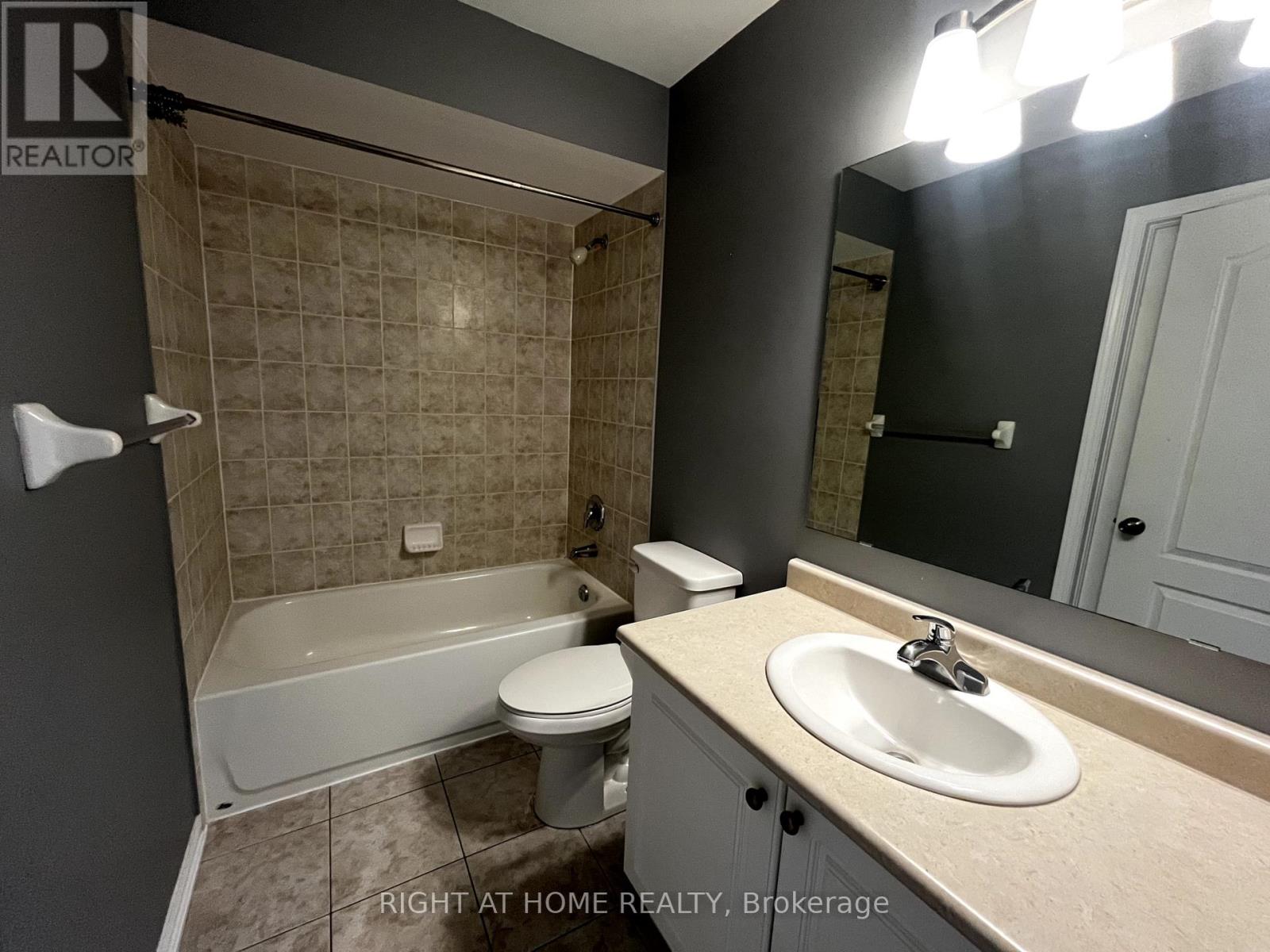 Unit 1 - 116 Maplewood Drive, Essa (Angus), Ontario  L0M 1B4 - Photo 13 - N13870132