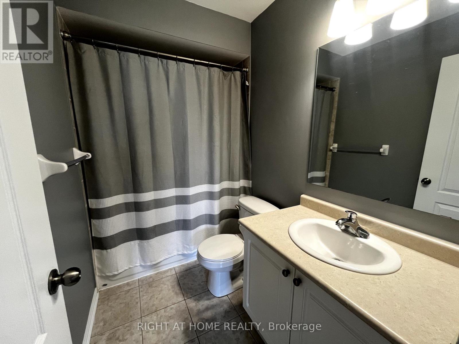 Unit 1 - 116 Maplewood Drive, Essa (Angus), Ontario  L0M 1B4 - Photo 9 - N13870132