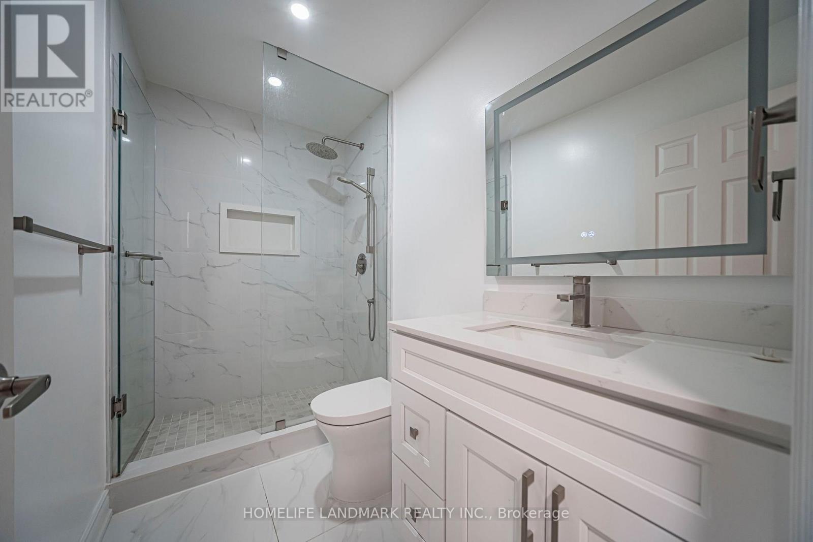 4 Legends Way, Markham, Ontario  L3R 6B2 - Photo 32 - N13870146