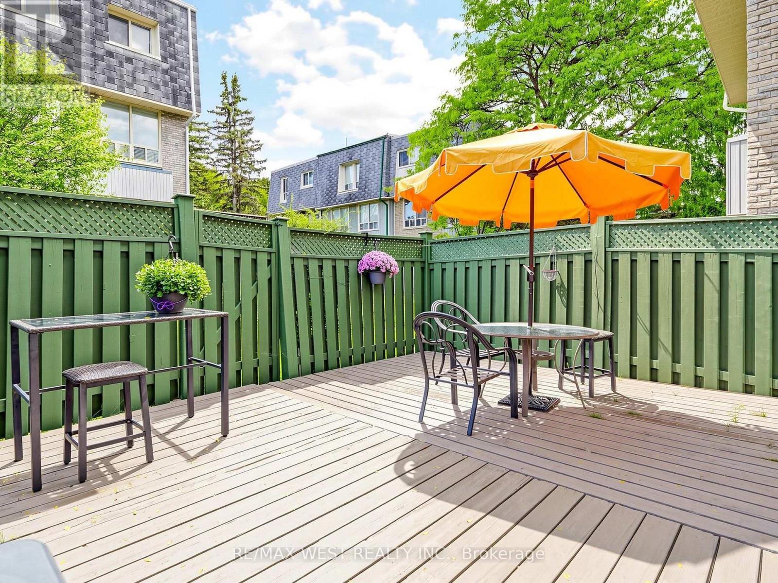 44 - 121 Poplar Crescent, Aurora, Ontario  L4G 3M4 - Photo 46 - N13870164