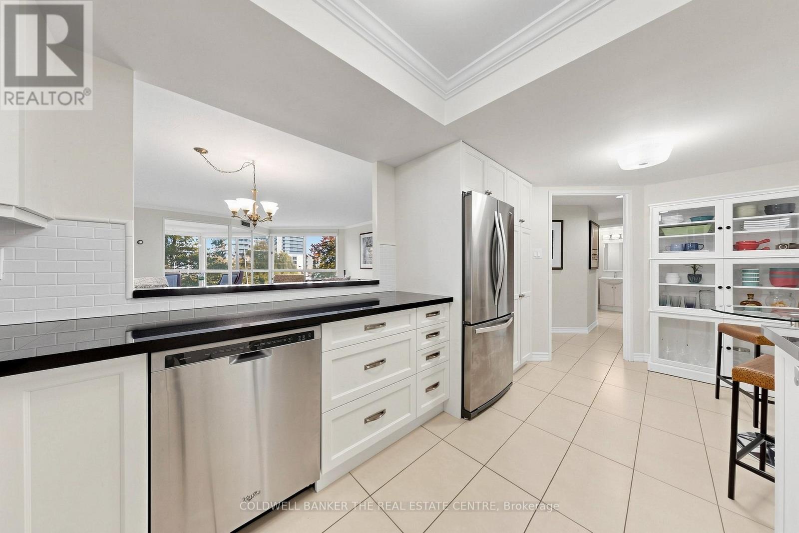 301 - 5 Weldrick Road W, Richmond Hill (North Richvale), Ontario  L4C 8S9 - Photo 15 - N13870184