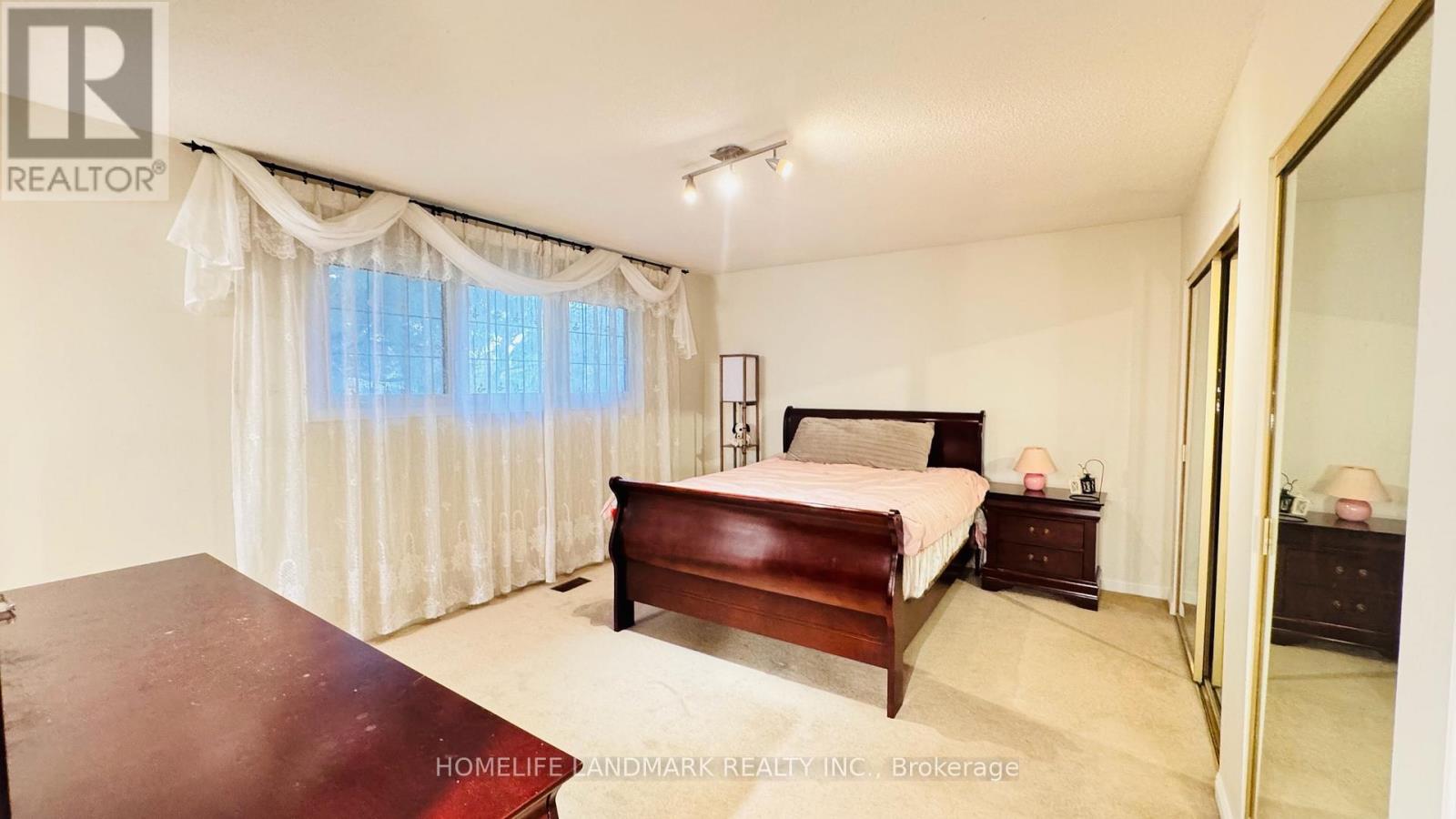 209 Willowbrook Road, Markham, Ontario  L3T 5L7 - Photo 37 - N13870246