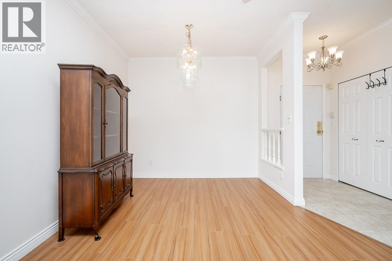 312 3098 Guildford Way, Coquitlam, British Columbia  V3B 7W8 - Photo 3 - R3173017