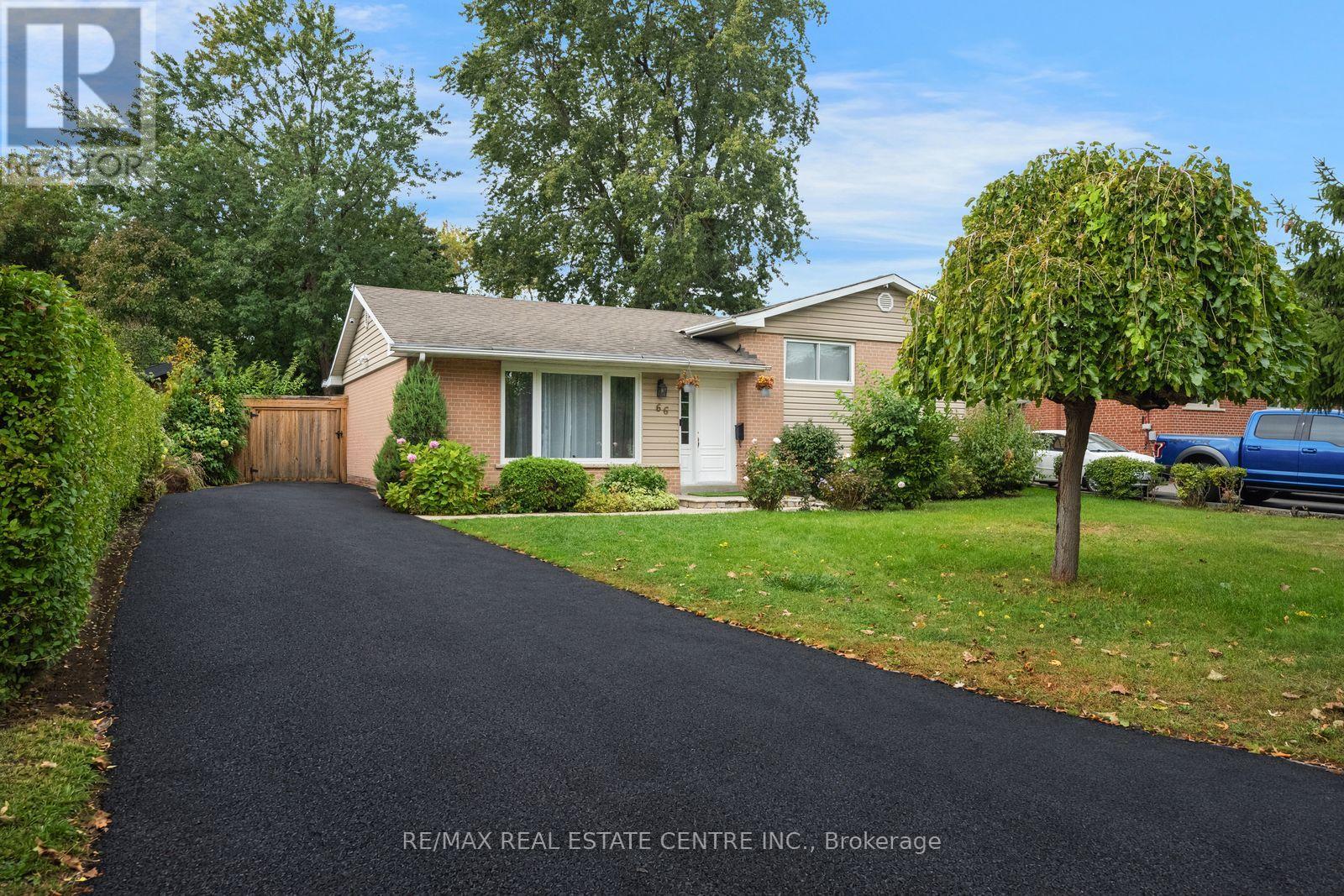 66 Theodore Drive, Mississauga, Ontario  L5M 1E4 - Photo 2 - W13870122