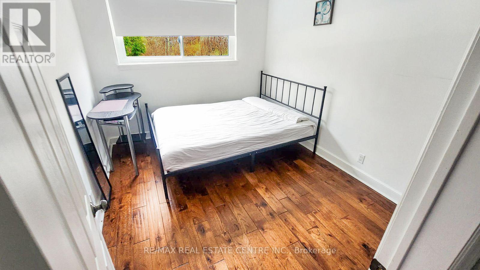 66 Theodore Drive, Mississauga, Ontario  L5M 1E4 - Photo 36 - W13870122