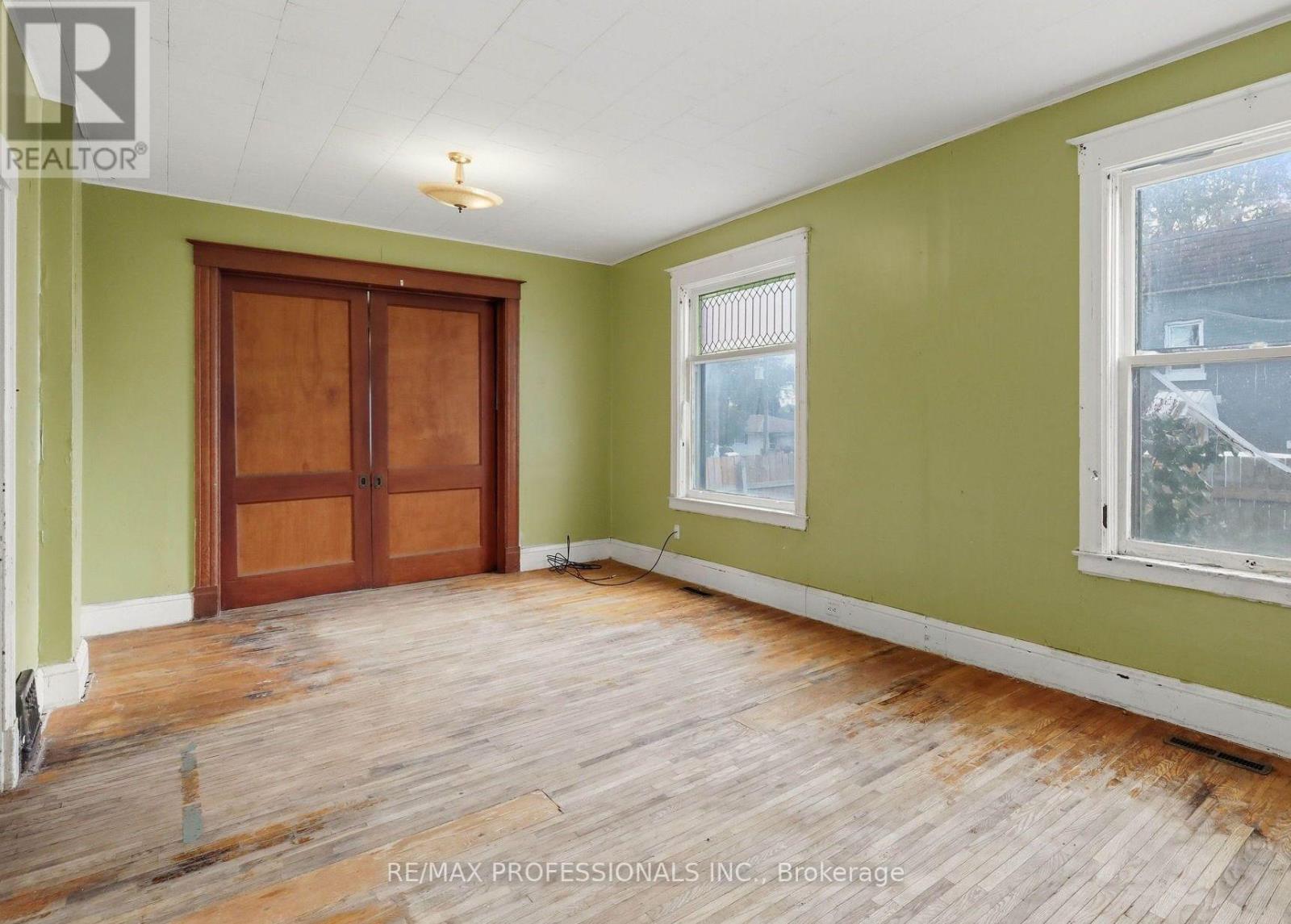 26 Arthur Avenue, St. Thomas, Ontario  N5P 3L2 - Photo 15 - X13870232
