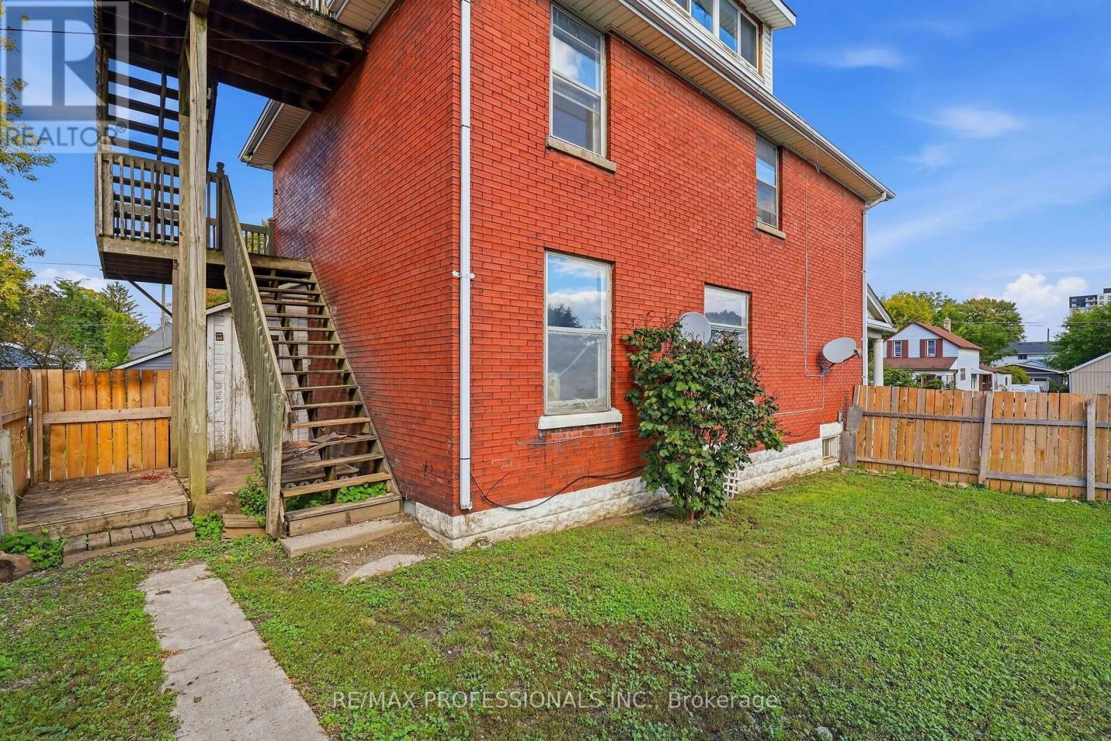 26 Arthur Avenue, St. Thomas, Ontario  N5P 3L2 - Photo 34 - X13870232