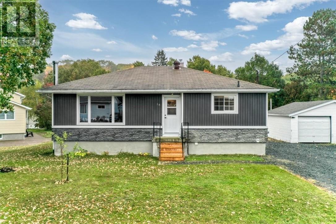 18 Wickwas Street, Onaping, Ontario