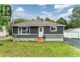 18 Wickwas Street, Onaping, Ontario
