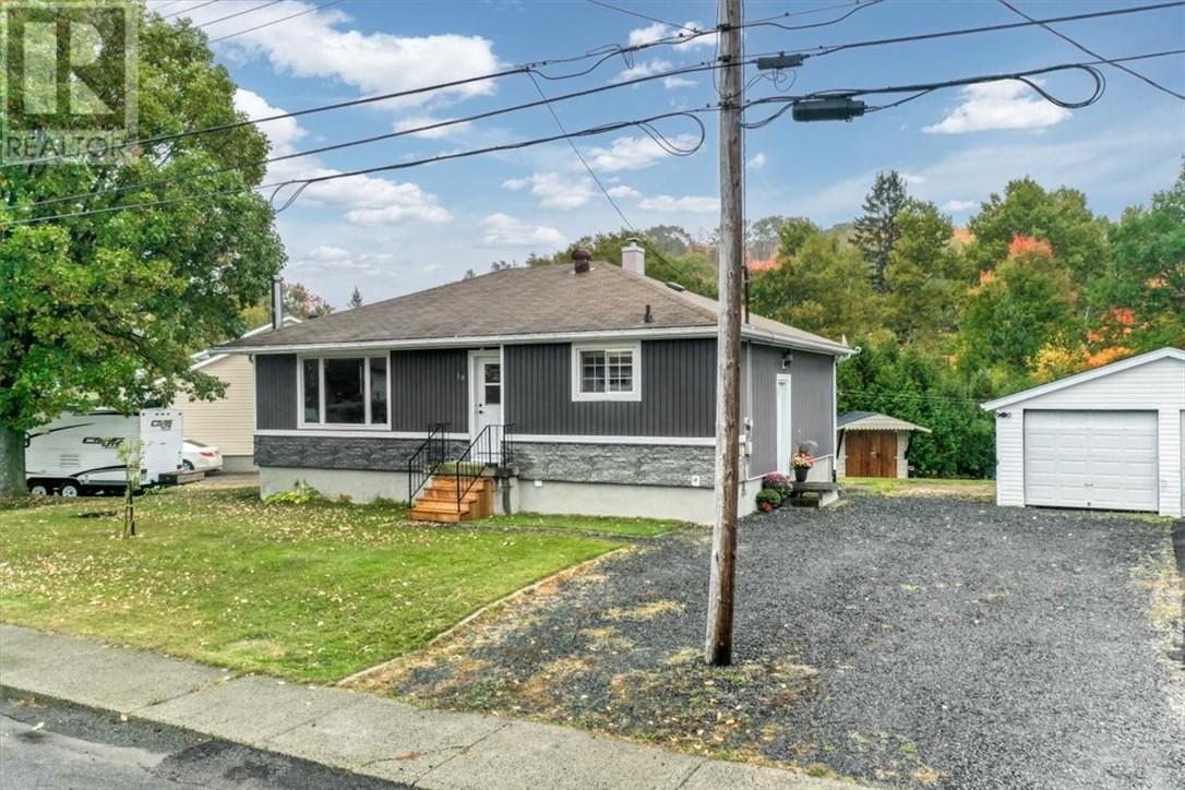 18 Wickwas Street, Onaping, Ontario  P0M 2R0 - Photo 2 - 2130783