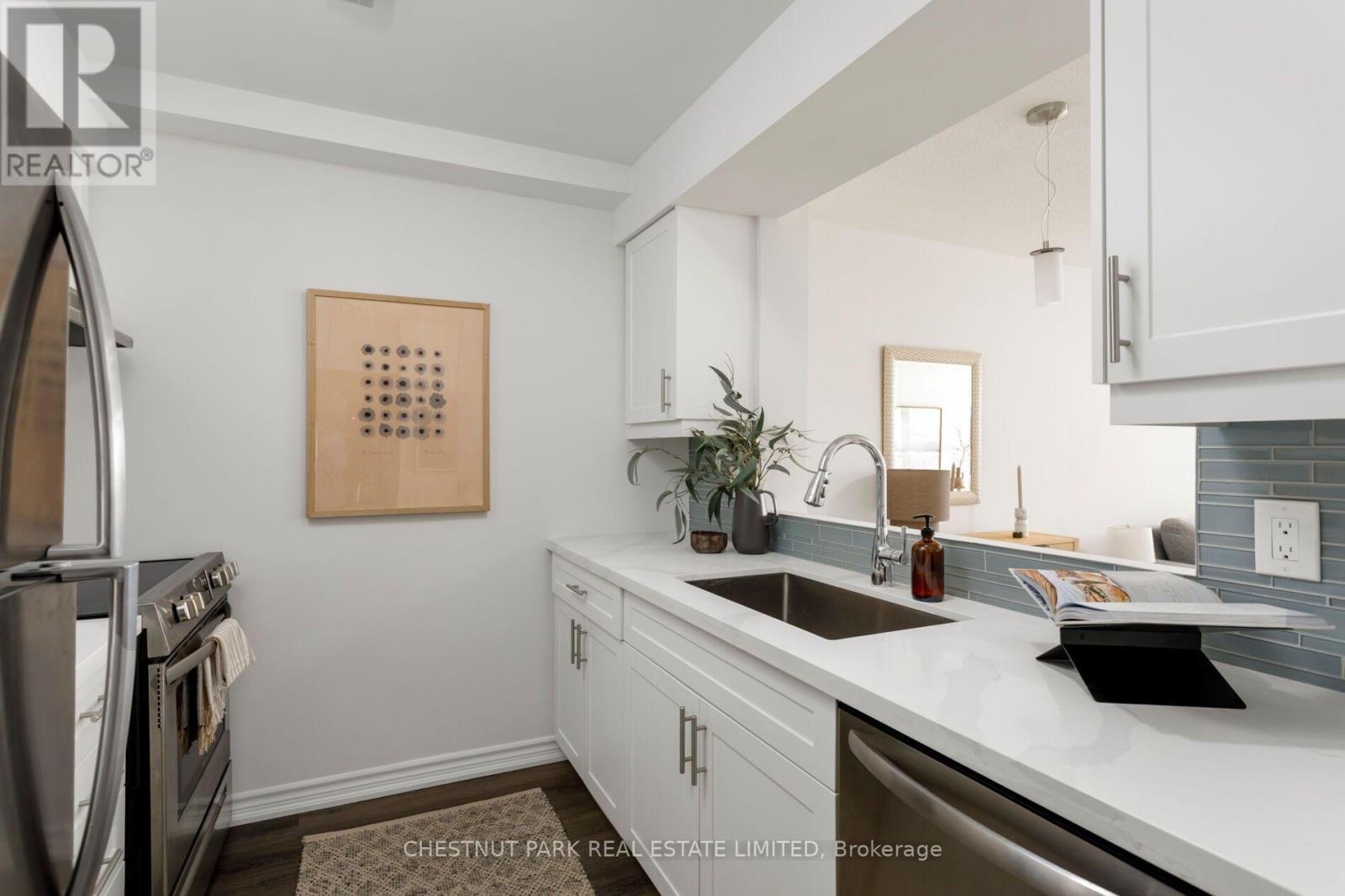 704 - 650 Lawrence Avenue W, Toronto, Ontario  M6A 3E8 - Photo 11 - C13860808