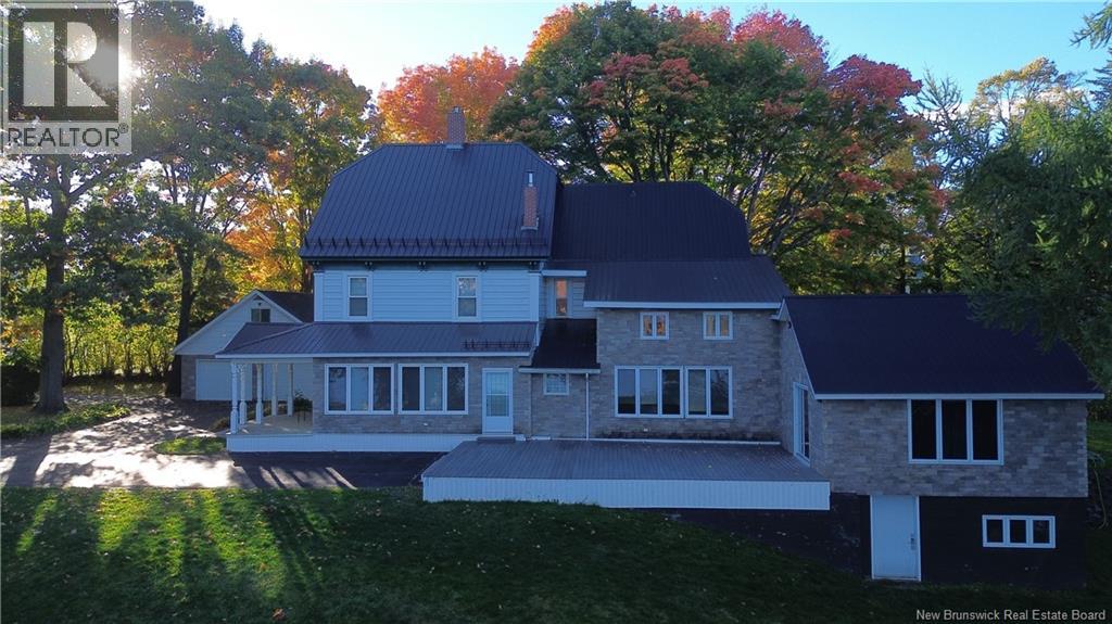 113 Regent Street, Woodstock, New Brunswick  E7M 5Z6 - Photo 4 - NB149236