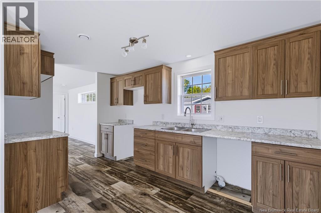 47 Oak Ridge Crescent, Rusagonis, New Brunswick E3B 7Z1 - Photo 4 - NB148323