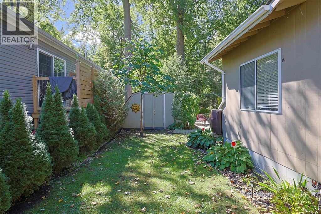 9906 Lake Road, Lambton Shores, Ontario  N0N 1J1 - Photo 23 - 26022886
