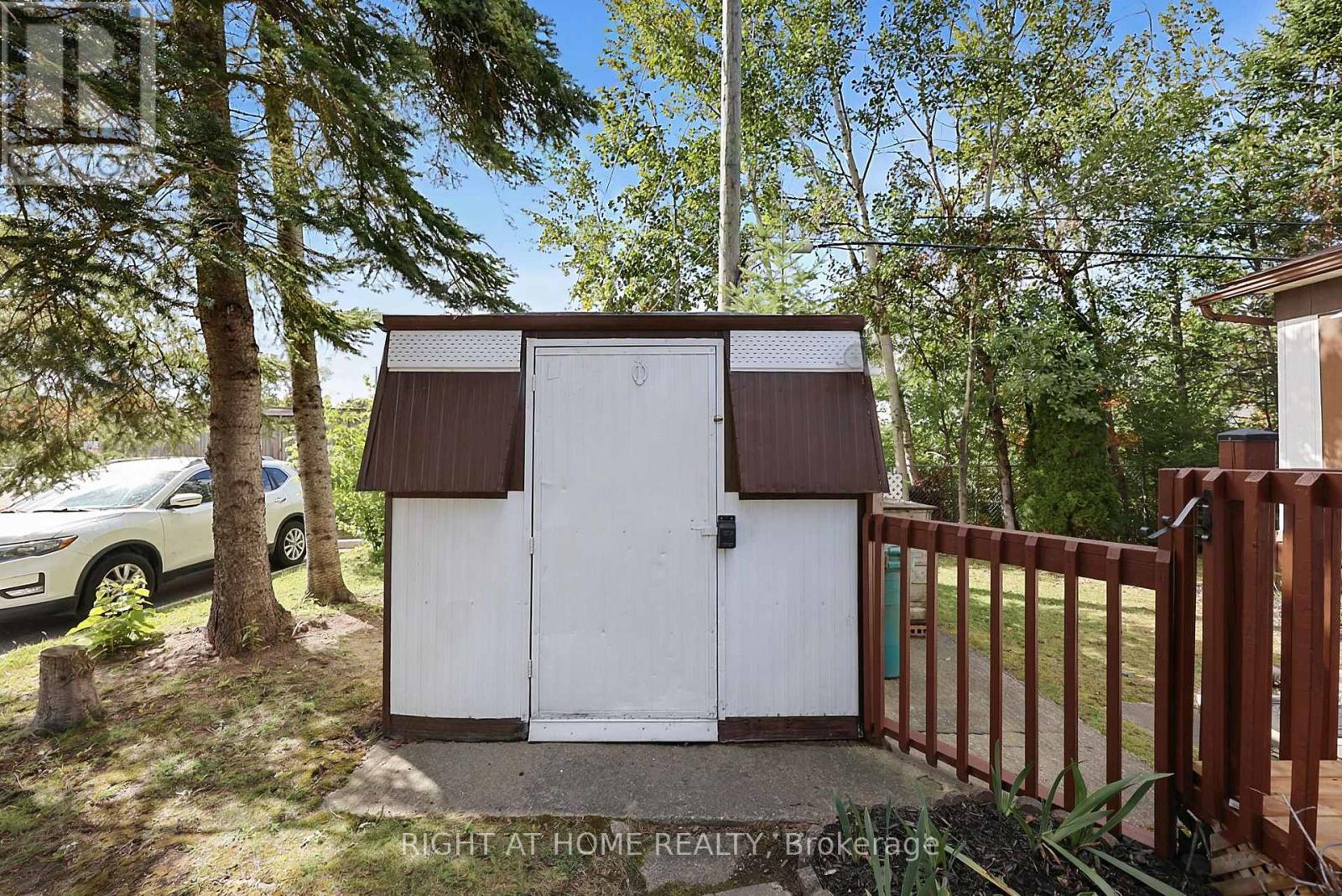 1 Georgian Glen Drive, Wasaga Beach, Ontario  L9Z 1K7 - Photo 18 - S13870266