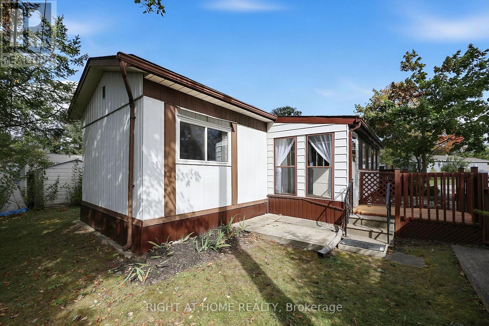 1 Georgian Glen Drive, Wasaga Beach, Ontario  L9Z 1K7 - Photo 19 - S13870266