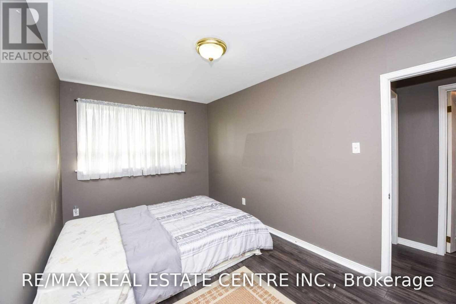 Upper - 19 Alderbury Crescent, Brampton, Ontario  L6T 1P5 - Photo 11 - W13870274