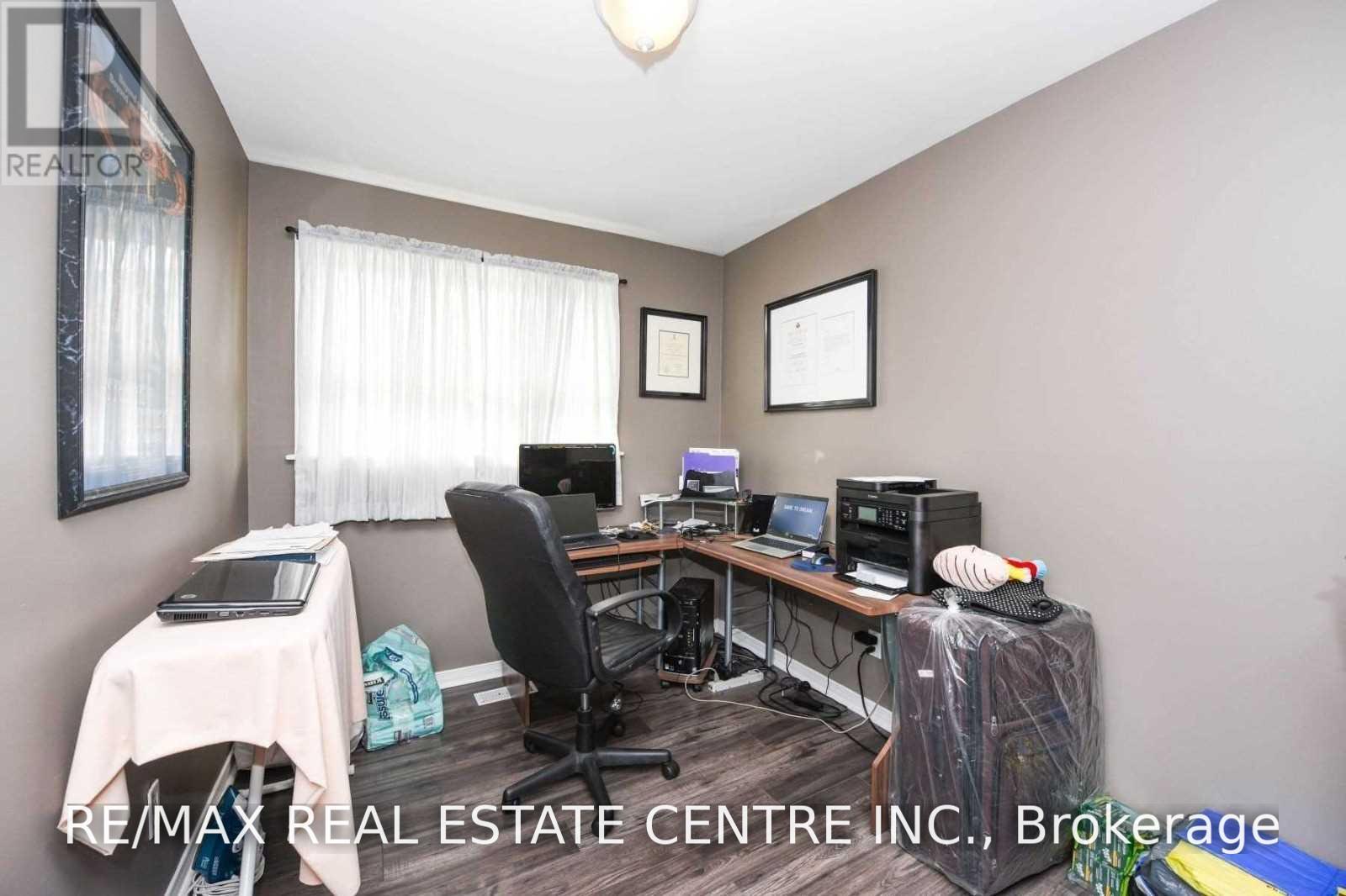Upper - 19 Alderbury Crescent, Brampton, Ontario  L6T 1P5 - Photo 12 - W13870274