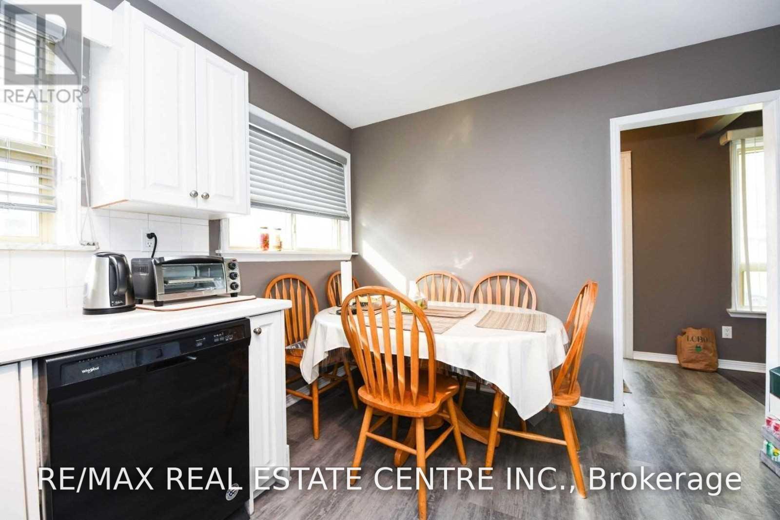 Upper - 19 Alderbury Crescent, Brampton, Ontario  L6T 1P5 - Photo 4 - W13870274