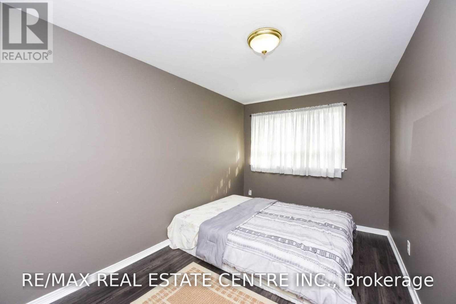 Upper - 19 Alderbury Crescent, Brampton, Ontario  L6T 1P5 - Photo 8 - W13870274