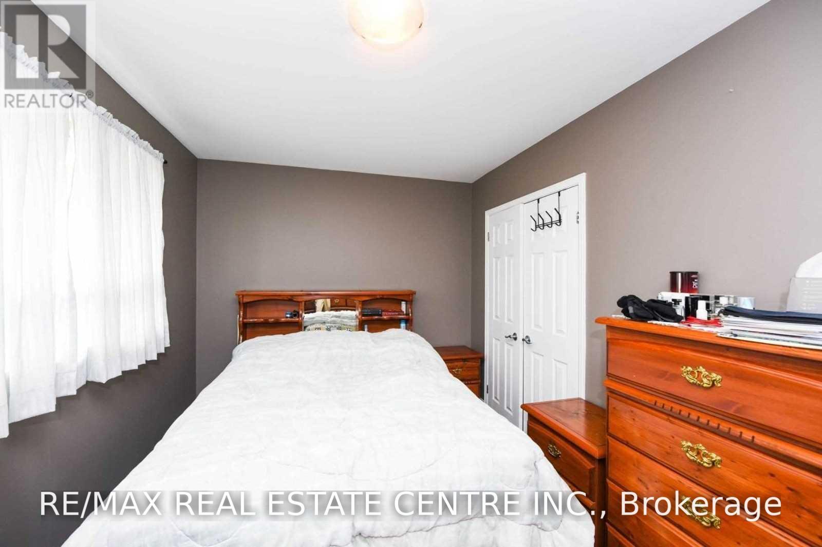 Upper - 19 Alderbury Crescent, Brampton, Ontario  L6T 1P5 - Photo 9 - W13870274