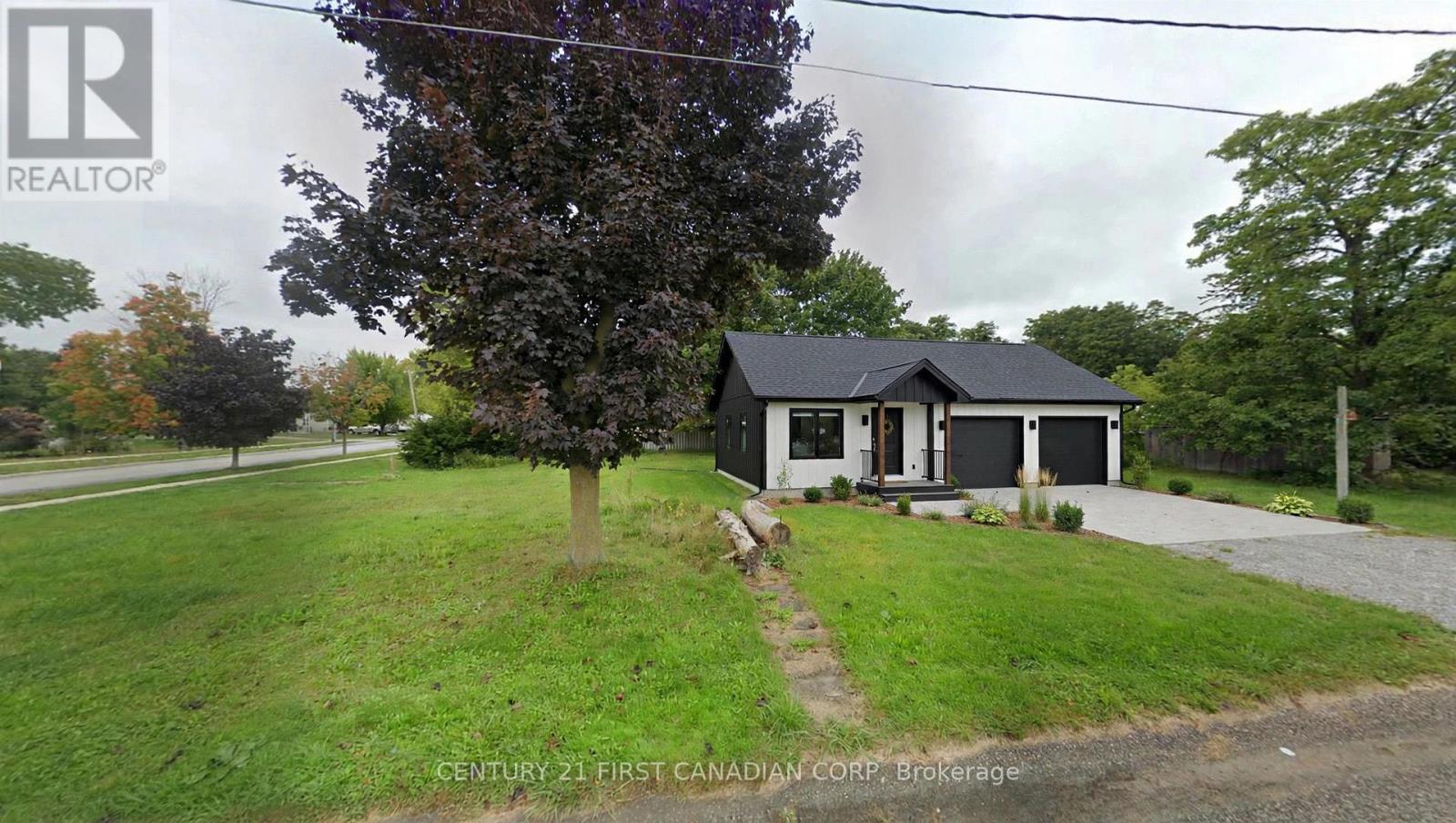 750 Havelock Street N, Huron-Kinloss, Ontario  N0G 2H0 - Photo 3 - X13863366