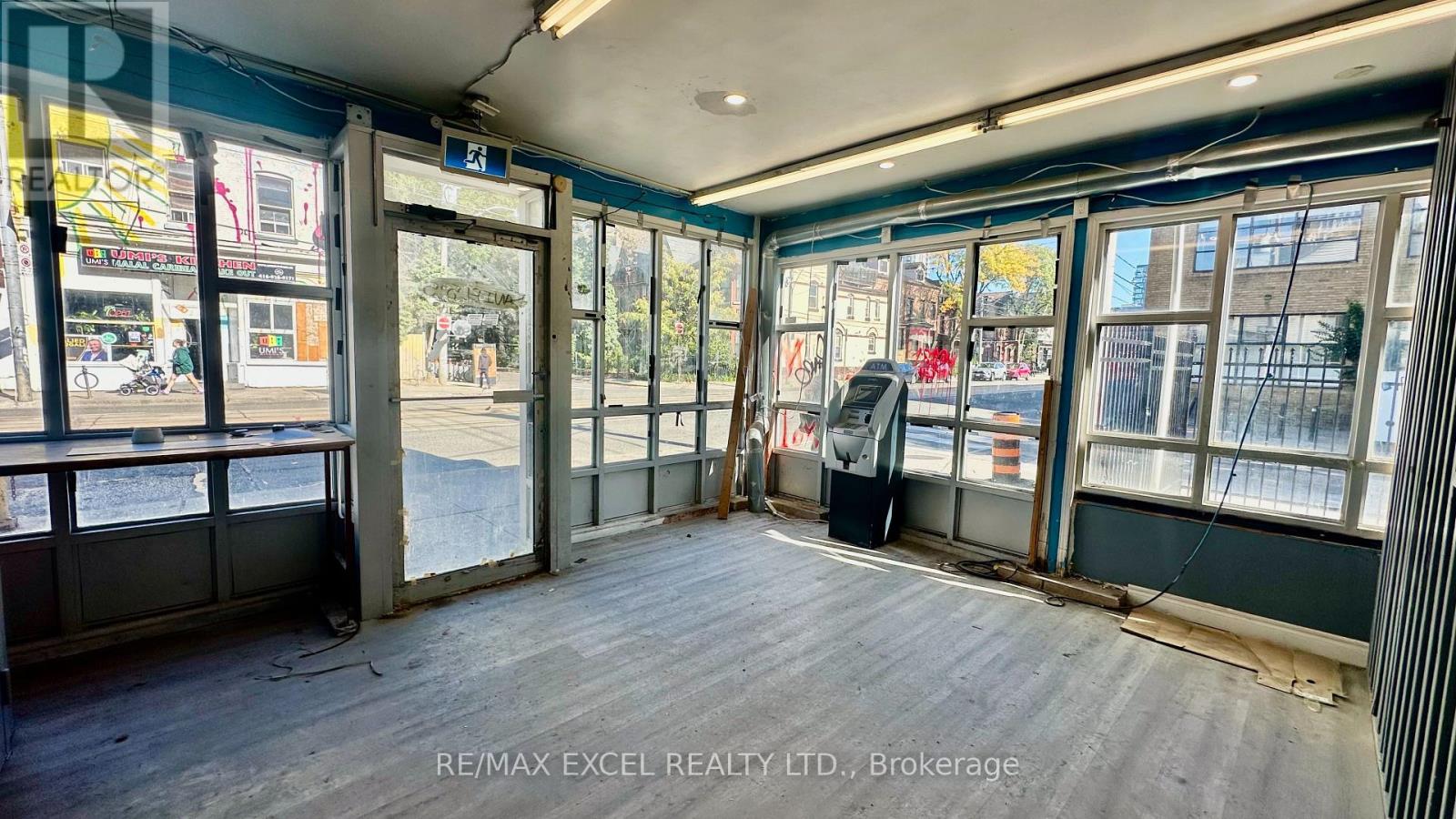 345 Dundas Street E, Toronto, Ontario  M5A 2A2 - Photo 2 - C13870332
