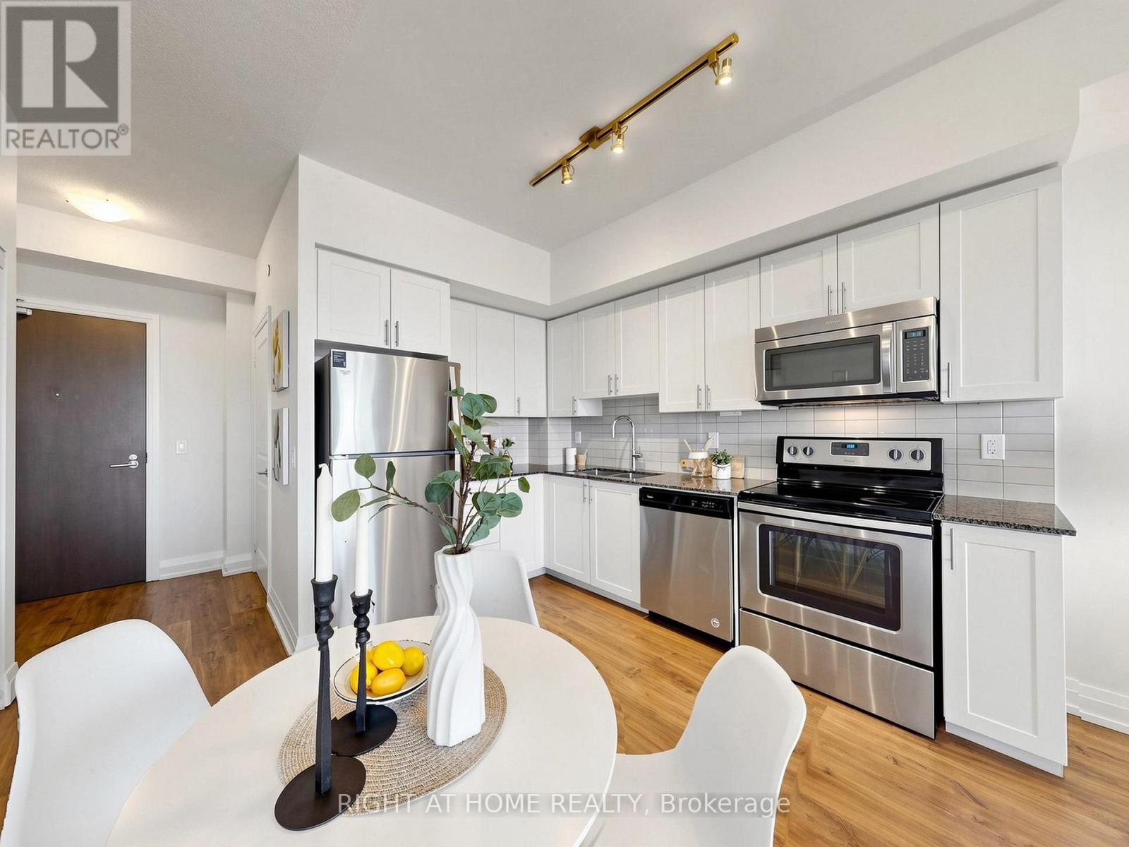 2508 - 7890 Bathurst Street, Vaughan (Beverley Glen), Ontario  L4J 7Y3 - Photo 16 - N13870324