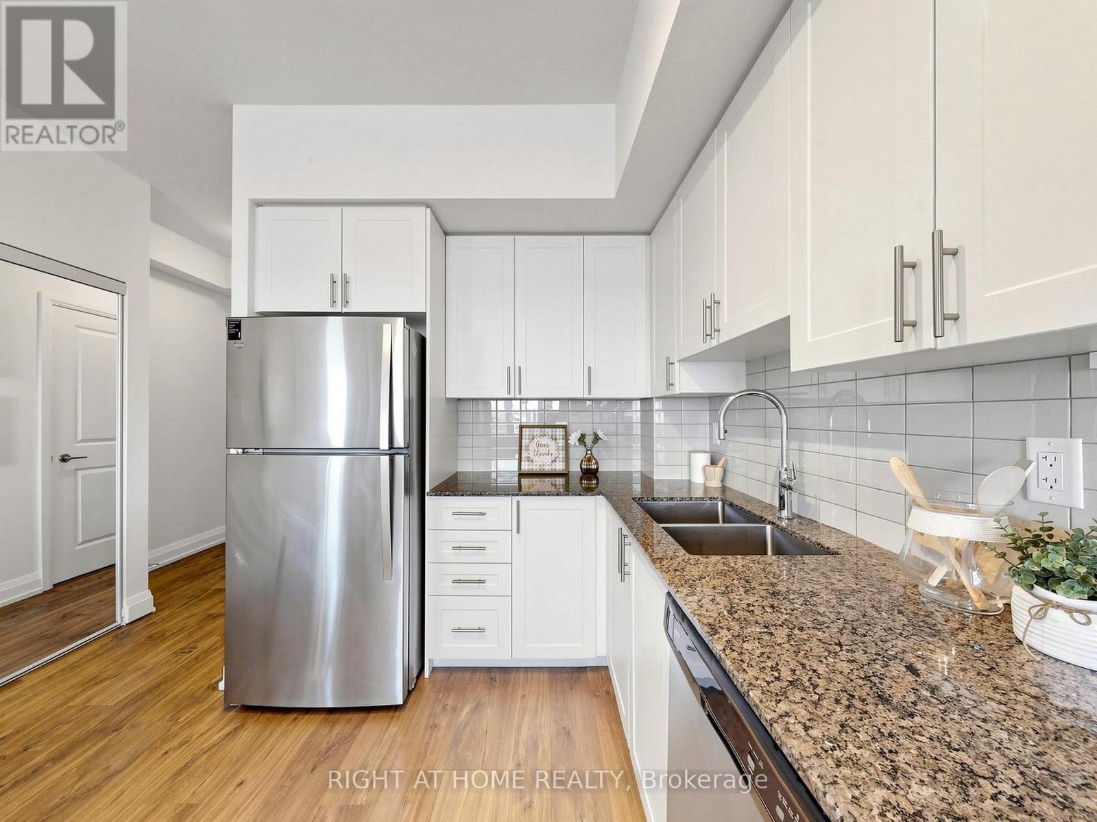 2508 - 7890 Bathurst Street, Vaughan (Beverley Glen), Ontario  L4J 7Y3 - Photo 19 - N13870324