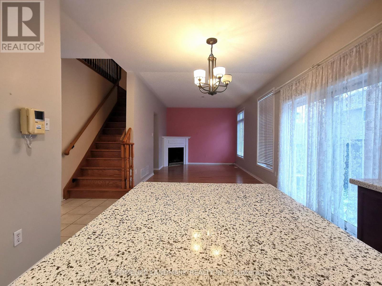 631 Fred Mclaren Boulevard, Markham (Wismer), Ontario  L6E 1N4 - Photo 6 - N13870326