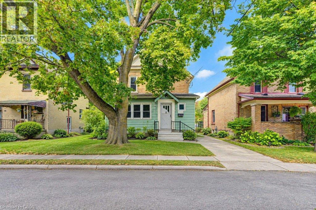 4 James Street, Elmira, Ontario  N3B 1L5 - Photo 1 - 40865029