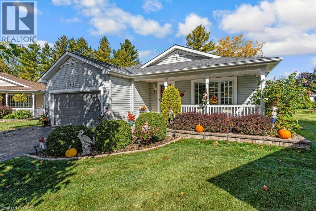 114 Bushmill Circle, Freelton, Ontario  L8B 1A5 - Photo 4 - 40868206
