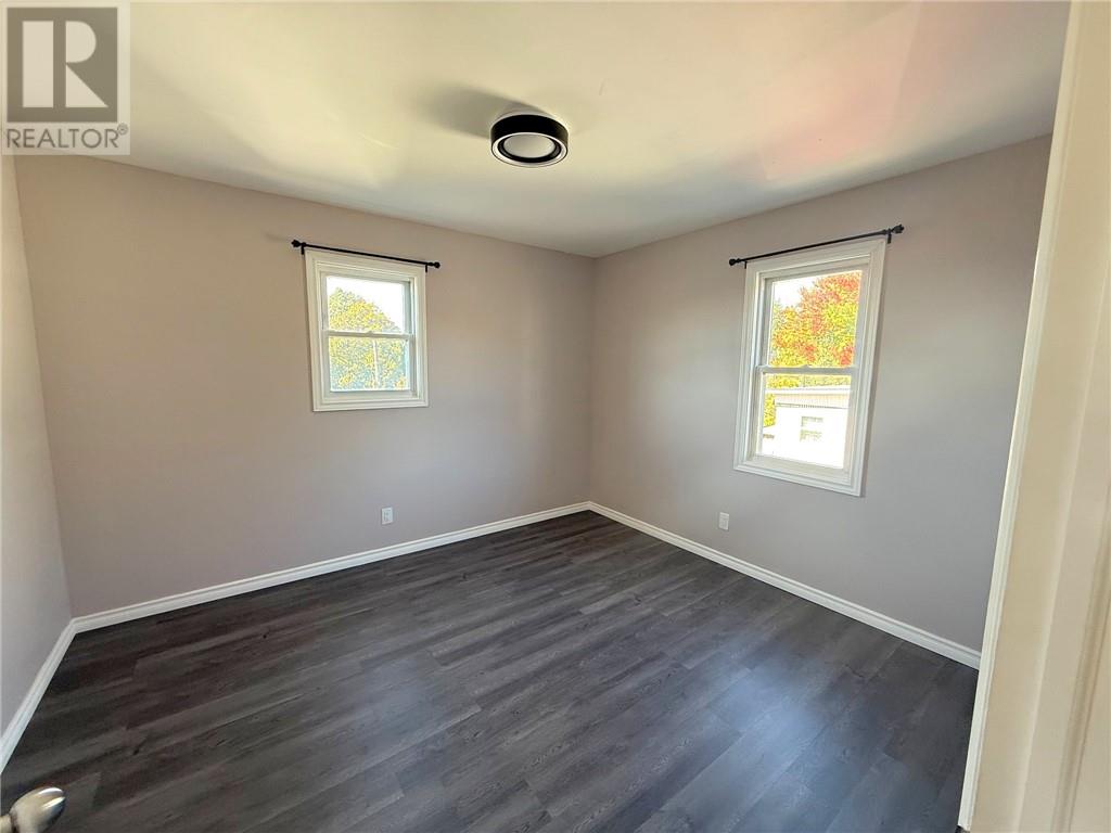 4 Domenico Street, Copper Cliff, Ontario  P0M 1N0 - Photo 11 - 2130796