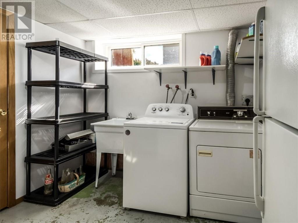 2411 Oak Street, Azilda, Ontario  P0M 1B0 - Photo 29 - 2130744