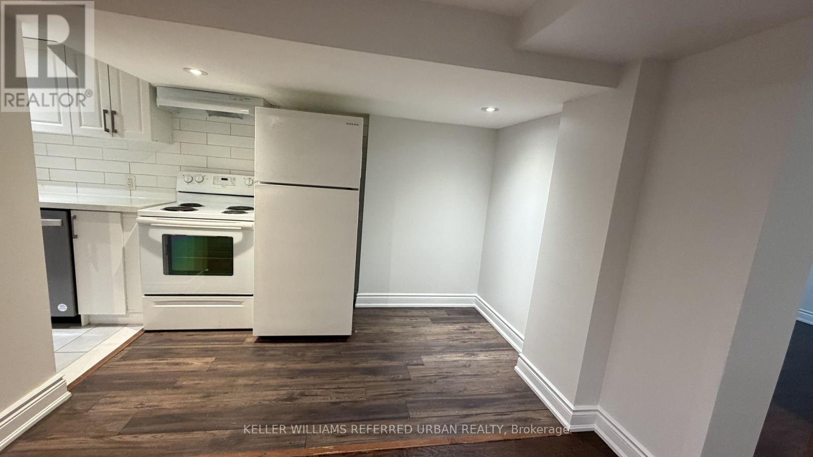 Lower - 343 Ranee Avenue, Toronto, Ontario  M6A 1N9 - Photo 10 - W13617340