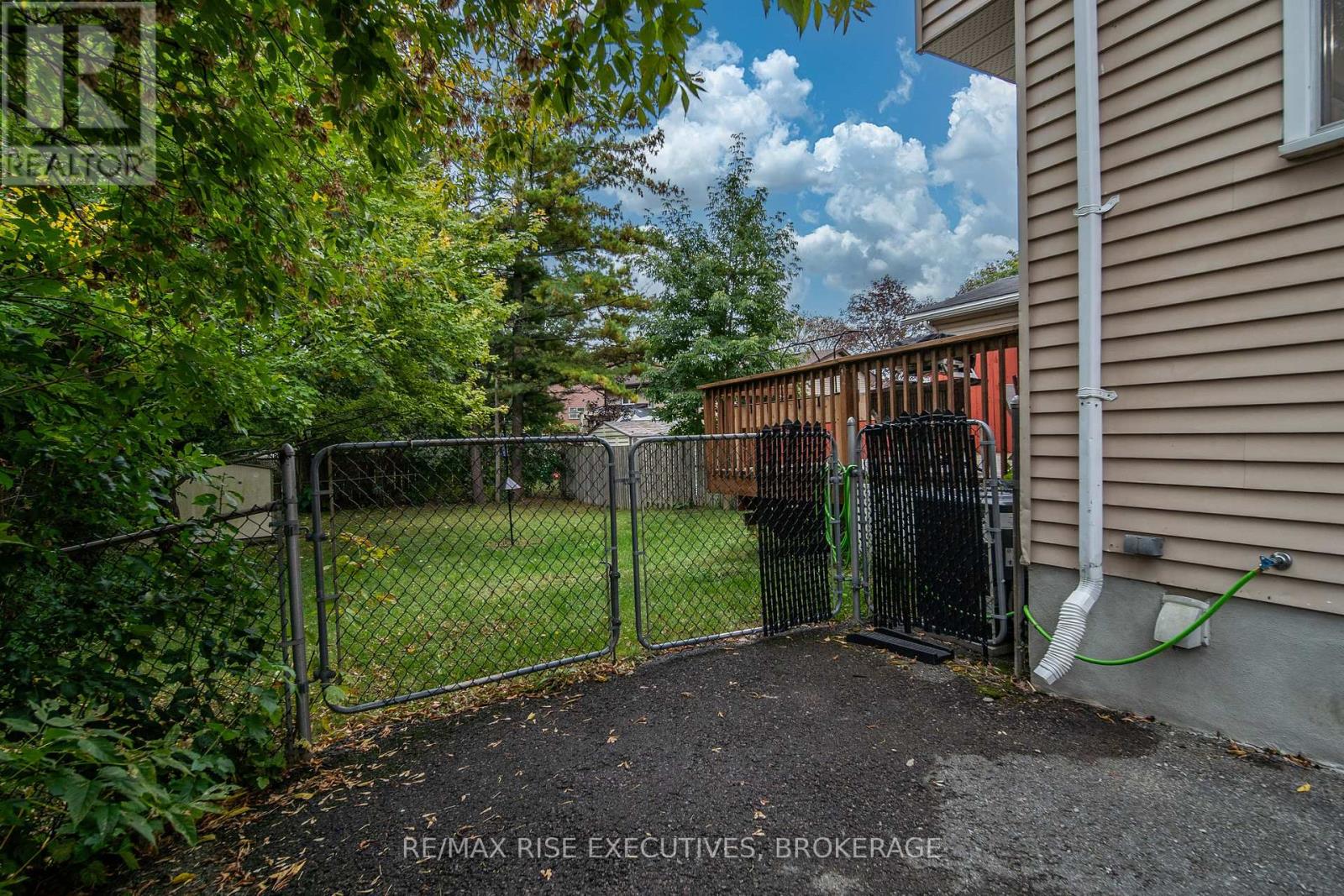 18 Carriage Court Avenue, Kingston, Ontario  K7K 5X2 - Photo 40 - X13870360