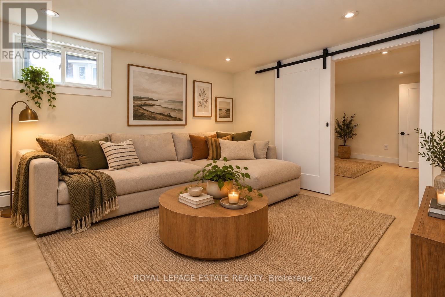 Lower - 435 Kingston Road, Toronto, Ontario  M4L 1V2 - Photo 2 - E13870408