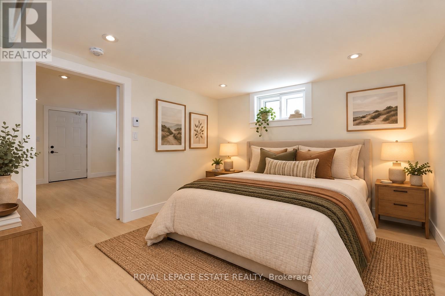 Lower - 435 Kingston Road, Toronto, Ontario  M4L 1V2 - Photo 3 - E13870408