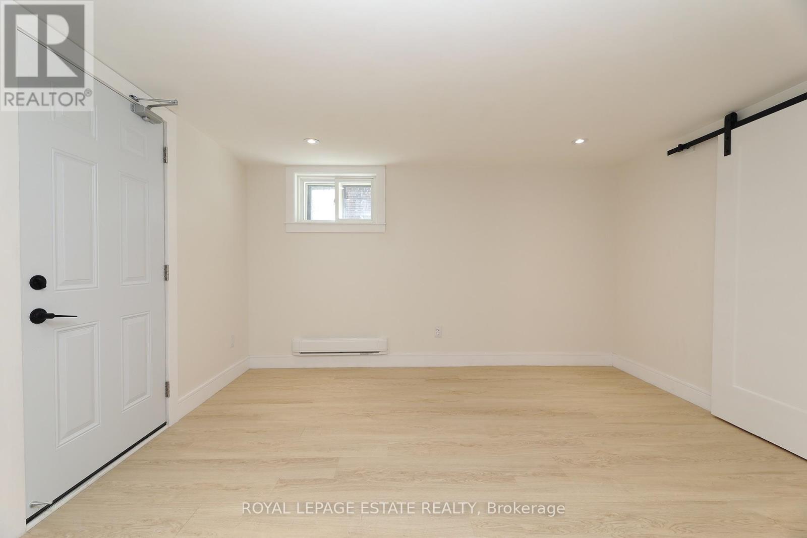 Lower - 435 Kingston Road, Toronto, Ontario  M4L 1V2 - Photo 6 - E13870408