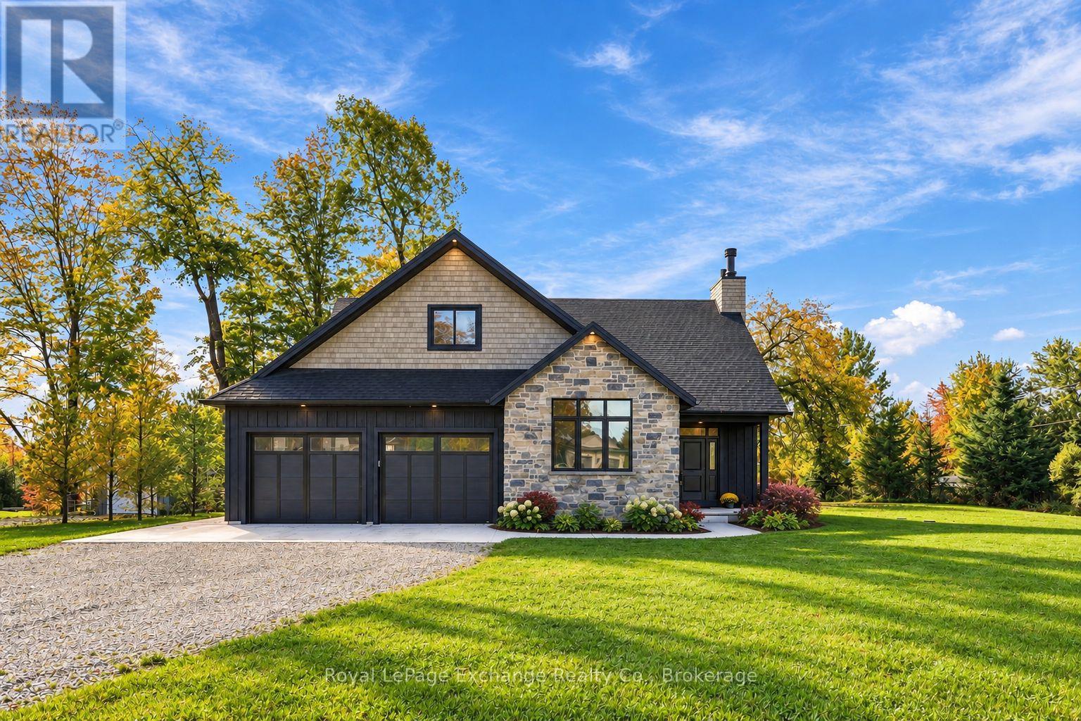 104 BUTTERNUT COURT, Grey Highlands, Ontario