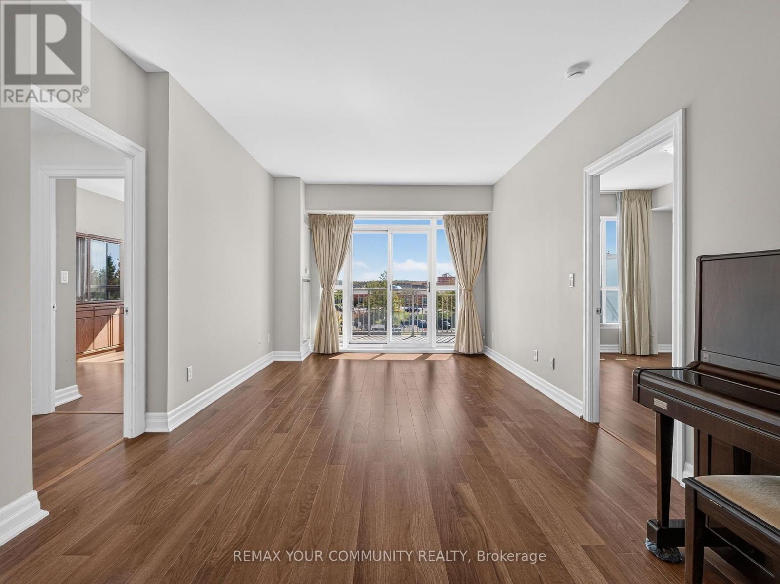 306 - 180 John Way W, Aurora, Ontario L4G 0R3 - Photo 7 - N13870362