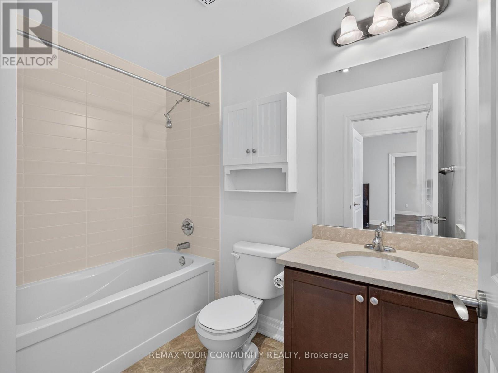 306 - 180 John Way W, Aurora, Ontario L4G 0R3 - Photo 9 - N13870362
