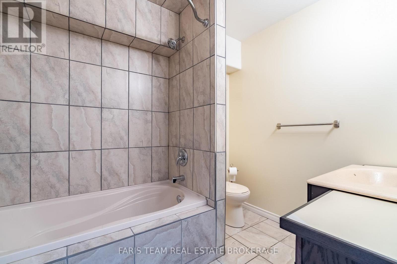 8 Pinecone Avenue, Tiny, Ontario  L9M 0J2 - Photo 15 - S13870402